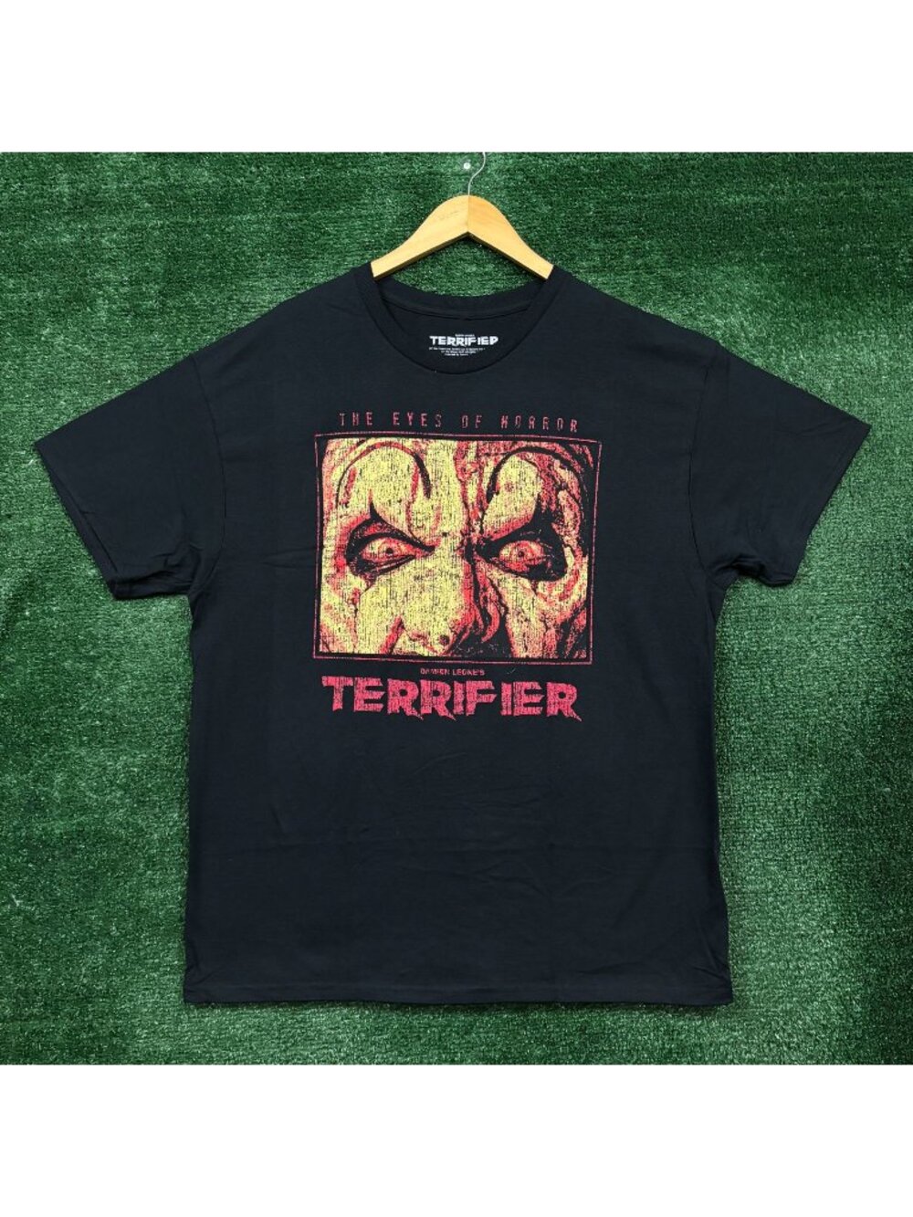 Terrifier The Eyes of Horror Art the Clown T-Shirt Size Extra Large